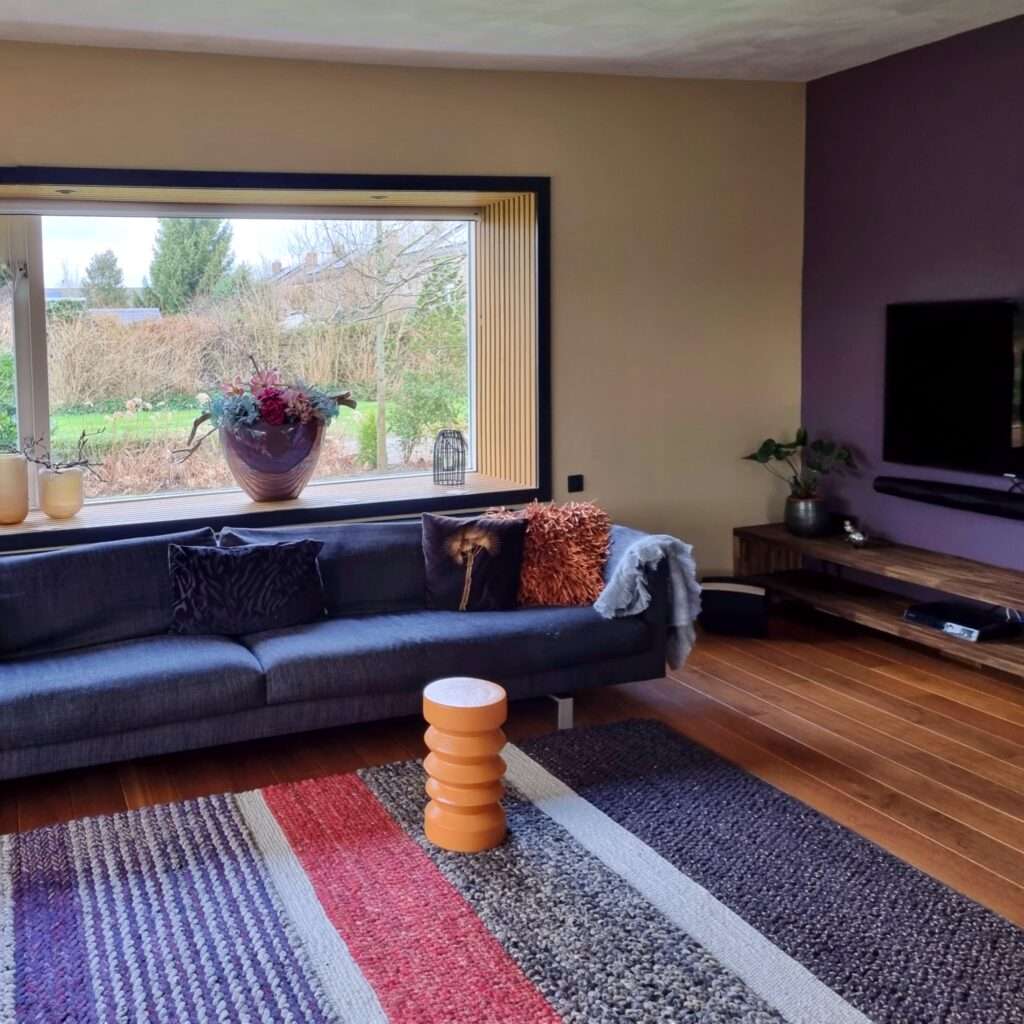 Warme kleuren in de woonkamer